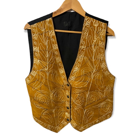 Avenue of America Jackets & Blazers - Avenue of America vintage western leather embroidered patchwork button vest #36E
